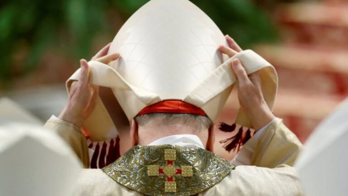 Οι εκατό απόπειρες εναντίον του Πάπα