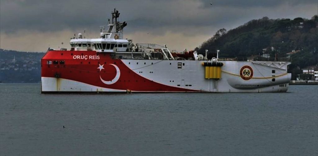 Yeni Safak: «Οι Έλληνες φοβούνται ότι το Ορούτς Ρέις θα πάει ανατολικά της Κρήτης – Το Γιαβούζ θα πάει νότια της Κύπρου»