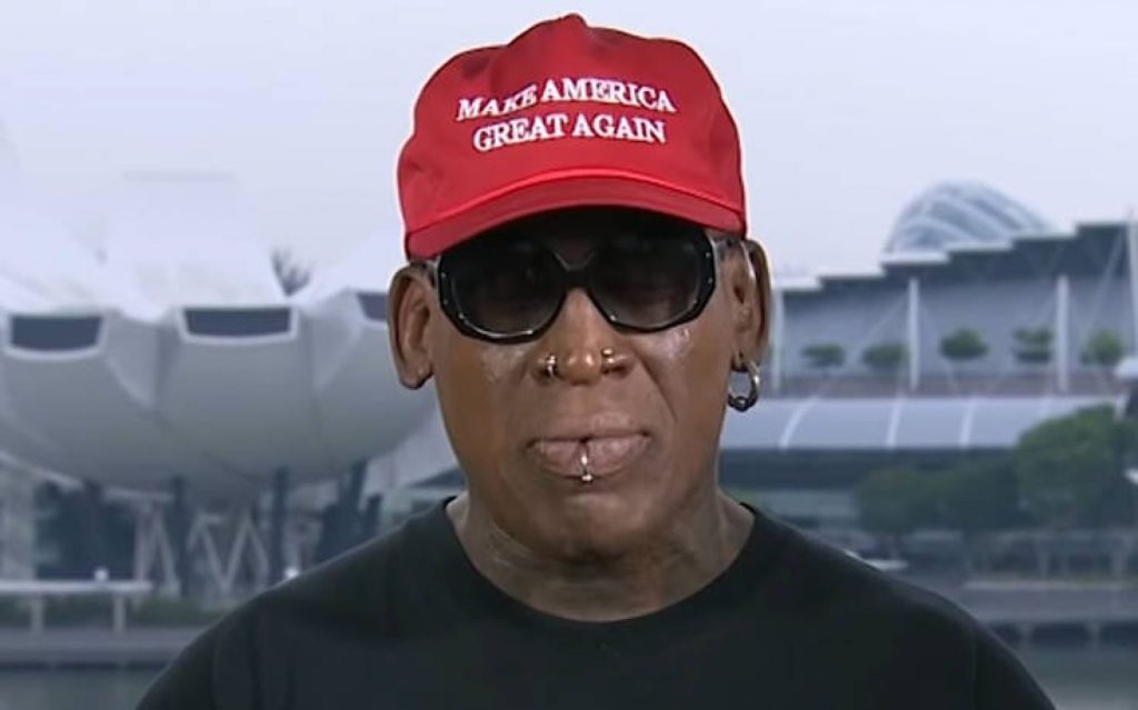 Σάλος με την αποκάλυψη του Ντένις Ρόντμαν: «Η Μαντόνα μου πρόσφερε 20 εκατ. για να την αφήσω έγκυο» (βίντεο)