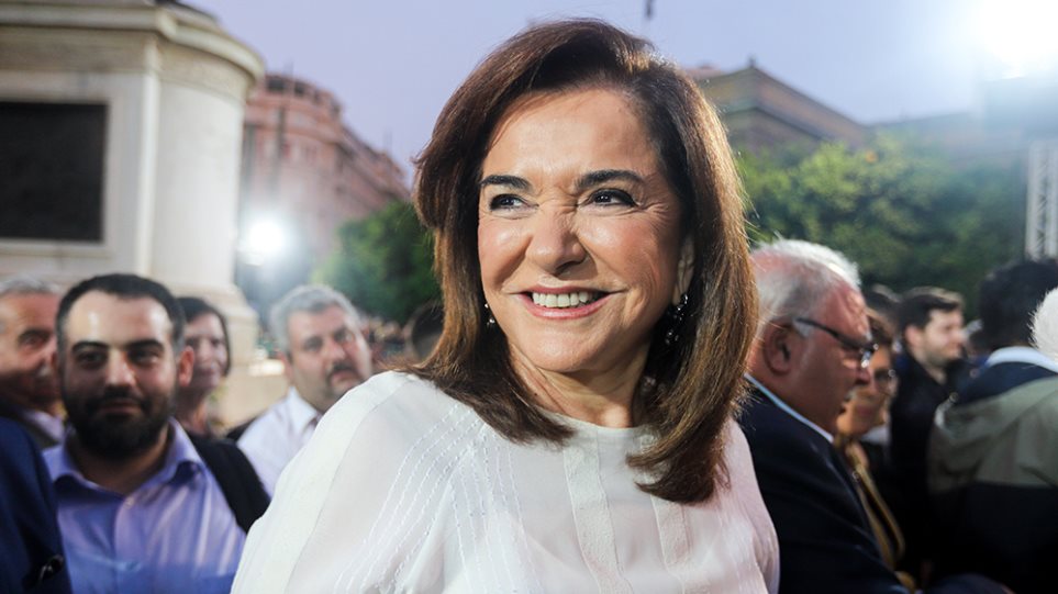 Ντόρα Μπακογιάννη: «Eίναι μία ουτοπία να υπάρξει βόρειος οδικός άξονας της Κρήτης χωρίς διόδια» (βίντεο)