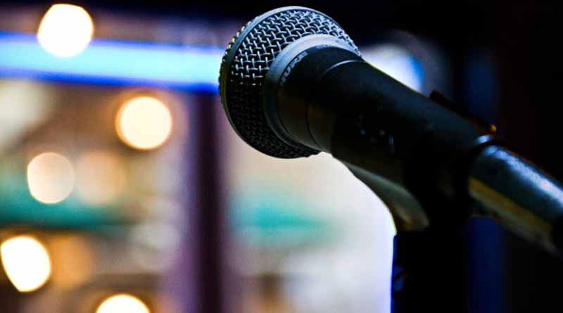 Έλληνας τραγουδιστής παραμένει σε κώμα από τον Ιούλιο – Σε ένα θαύμα ελπίζει η οικογένειά του