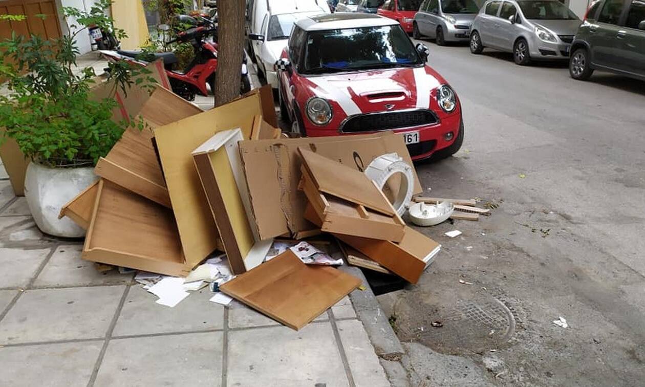 Εικόνες ντροπής στην Θεσσαλονίκη – Απέραντη χωματερή οι δρόμοι (φωτο)