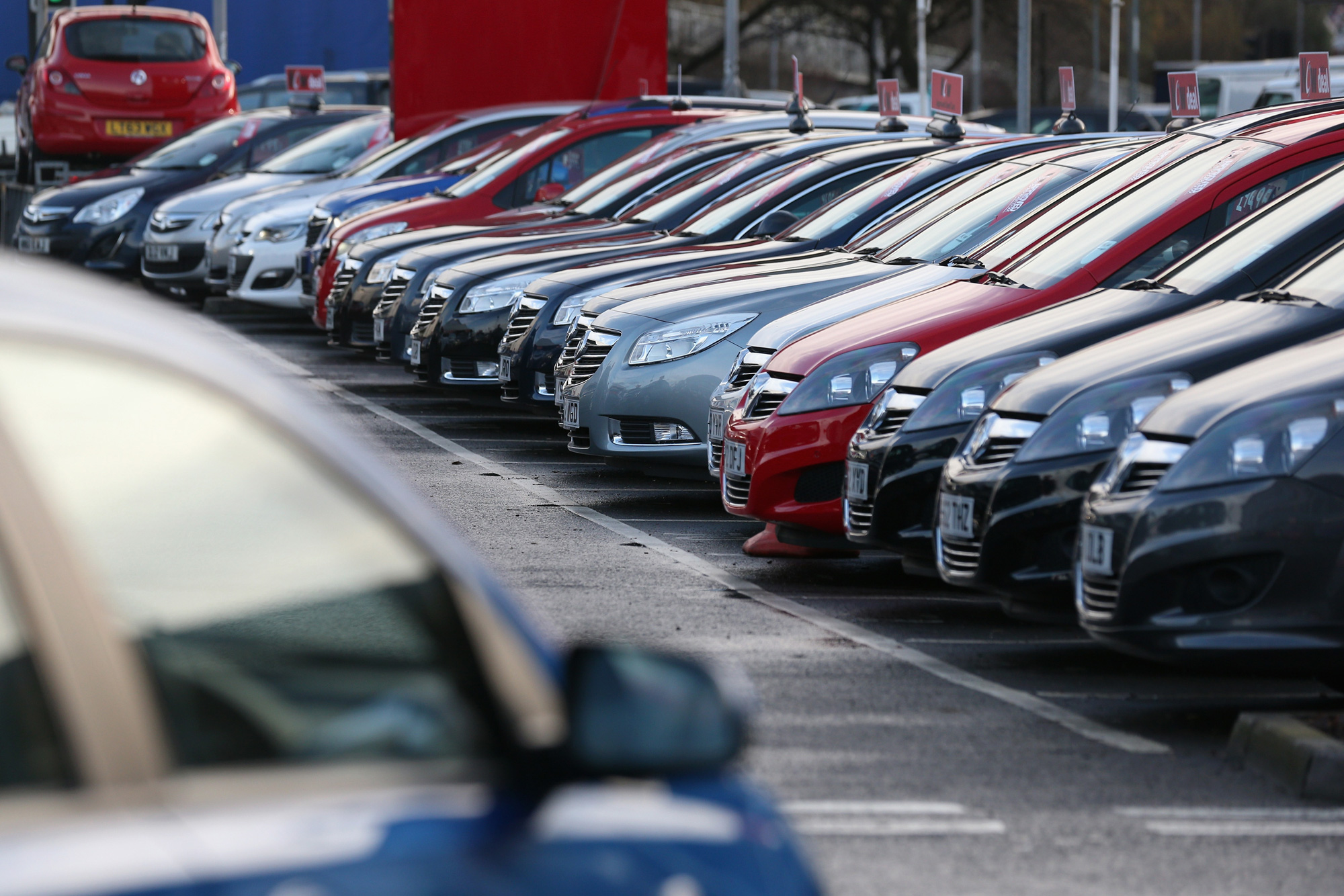 Φορολογικά κίνητρα για αγορά αυτοκινήτου – Πως θα ισχύσουν και τι προϋποθέσεις υπάρχουν