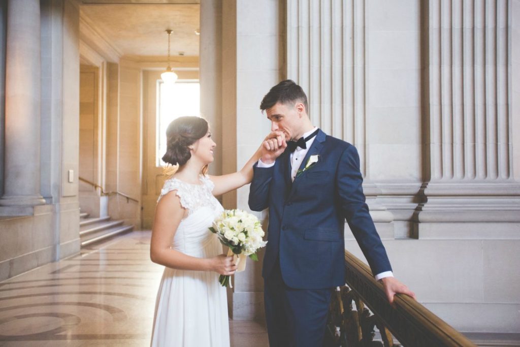 Τι πιστεύει η Εκκλησία για τον πολιτικό γάμο;