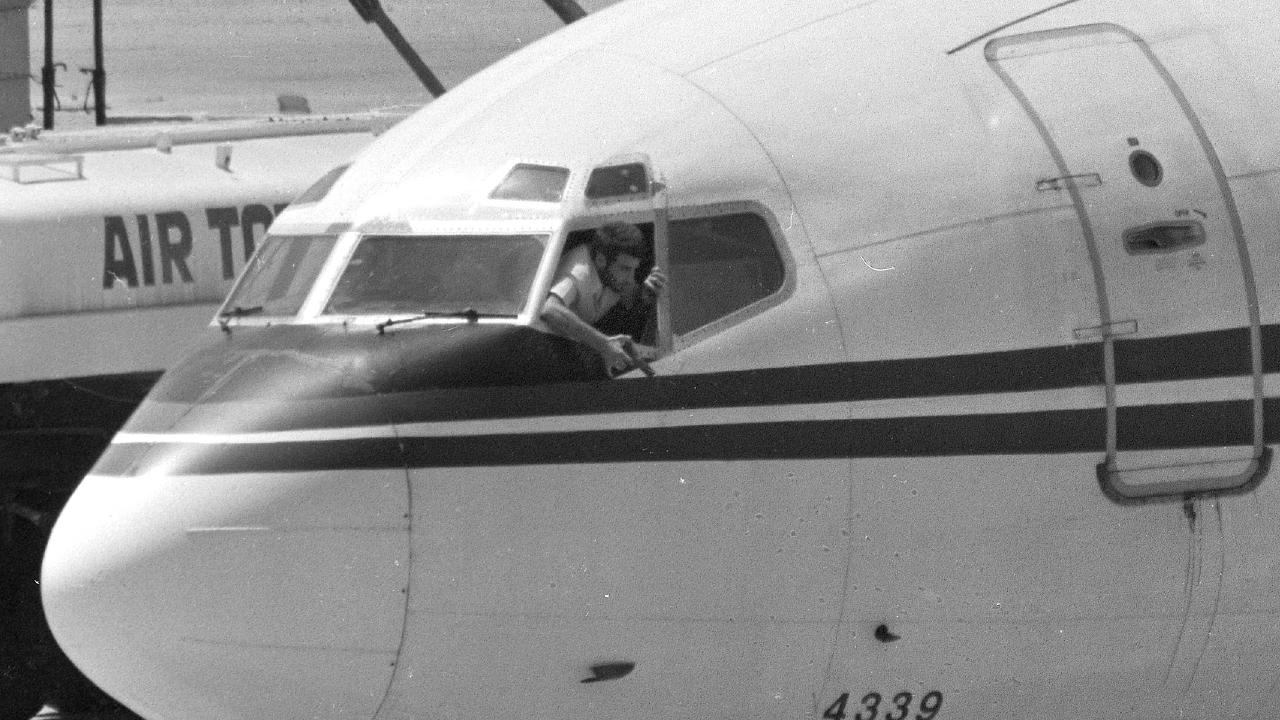 Φιάσκο η περίφημη σύλληψη του αεροπειρατή της TWA στη Μύκονο; – «Είναι συνωνυμία» λέει ο 65χρονος που κρατείται