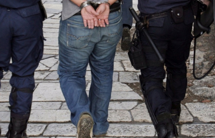 Εξάρχεια: Δύο συλλήψεις αλλοδαπών για διακίνηση ναρκωτικών – Συνολικά 11 προσαγωγές