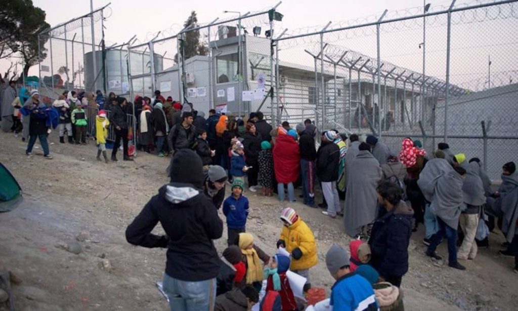 Λέσβος: Στις 12.000 ο «επίσημος» αριθμός των αλλοδαπών στη Μόρια – Έρχεται νέα επιχείρηση «αποσυμφόρησης»