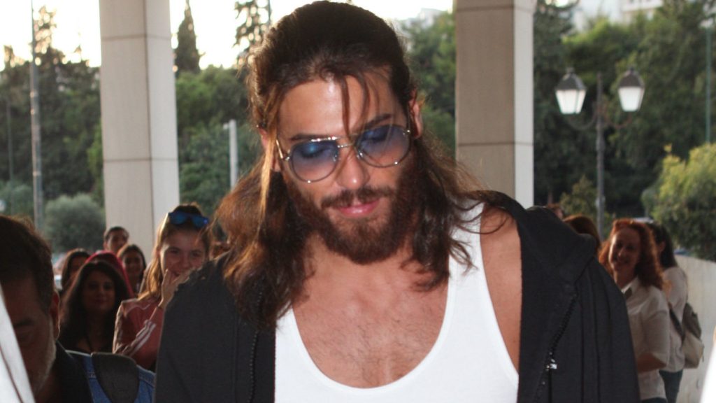 Αποκάλυψη από τον Γιώργο Λιάγκα – Τι συνέβη χθες στο καμαρίνι του «Φτερωτού θεού» στον ΣΚΑΙ