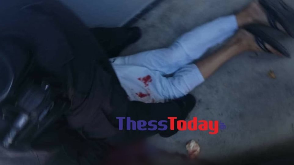 Άνδρας επιχείρησε να βάλει τέλος στην ζωή του κόβοντας τον λαιμό του – Τον έσωσε η ομάδα ΔΙΑΣ (βίντεο)