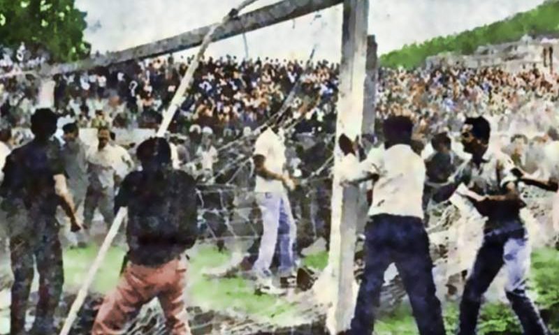 Η μέρα που ενώθηκαν οπαδοί του Ολυμπιακού και Παναθηναϊκού και κάψανε τη Λεωφόρο