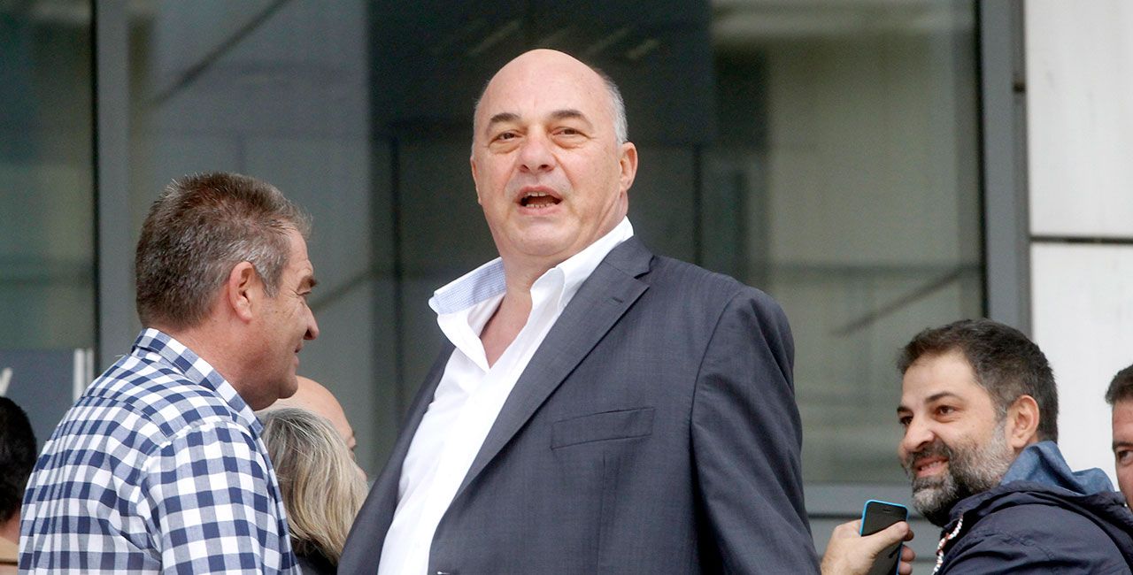 Α.Μπέος προς παράνομους μικροπωλητές: «Φύγετε και βγάλτε άδεια – Μ@λ@κες είναι οι άλλοι & έχουν;» (βίντεο)