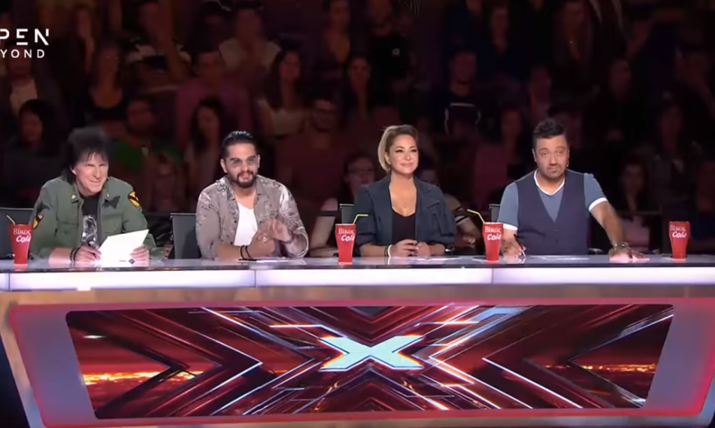 X-Factor: Διαγωνιζόμενος τραγούδησε και έφυγε χωρίς να ψηφίσουν οι κριτές – Ξεκαρδιστική οντισιόν (βίντεο)