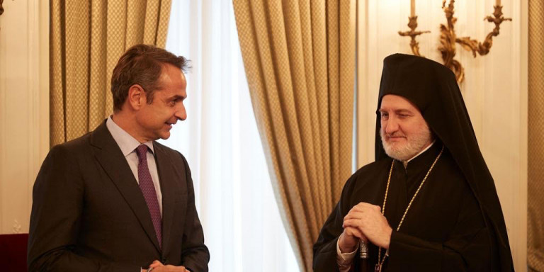 Αρχιεπίσκοπος Αμερικής Ελπιδοφόρος σε Μητσοτάκη: «Η χώρα είναι σε στιβαρά και καλά χέρια»