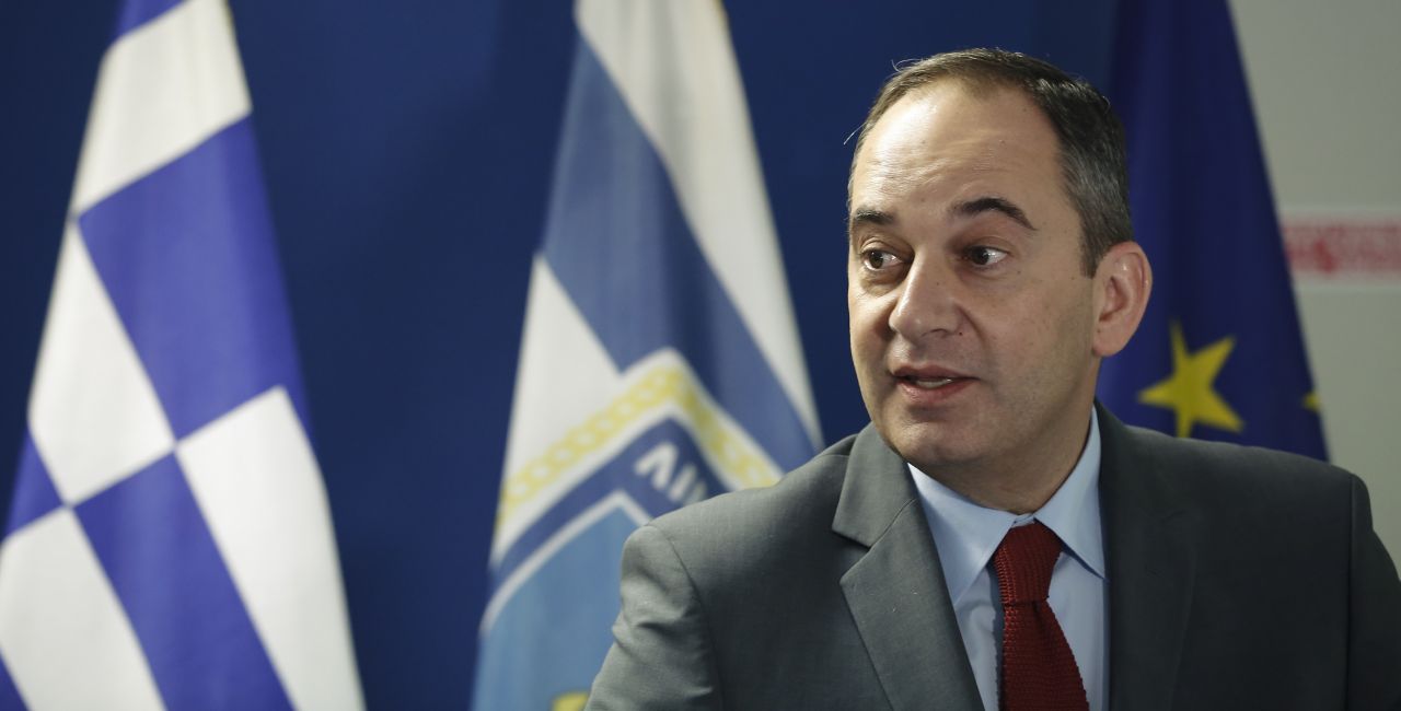 Γ.Πλακιωτάκης για τη φωτιά στο πλοίο: «Οι συντονισμένες προσπάθειες απέδωσαν το καλύτερο αποτέλεσμα»