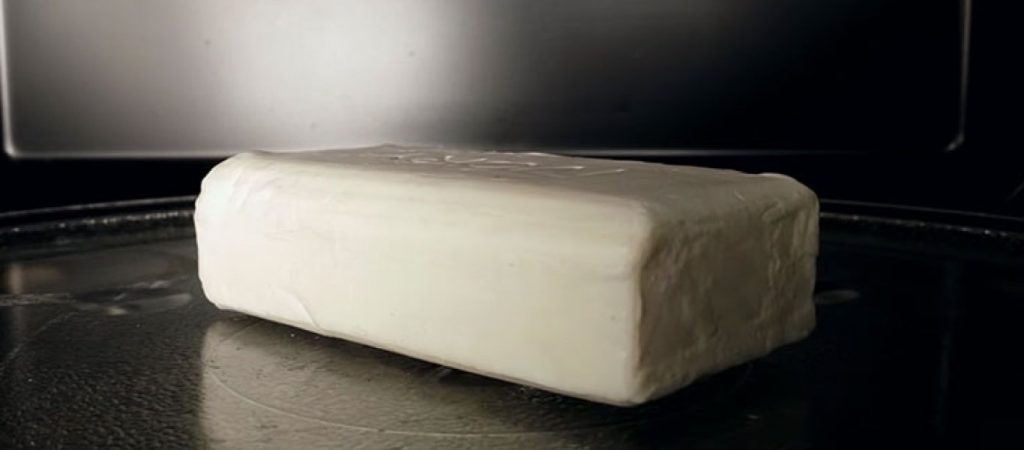 Εσύ το ήξερες; – Tι συμβαίνει εάν βάλουμε ένα σαπούνι στα μικροκύματα; (βίντεο)