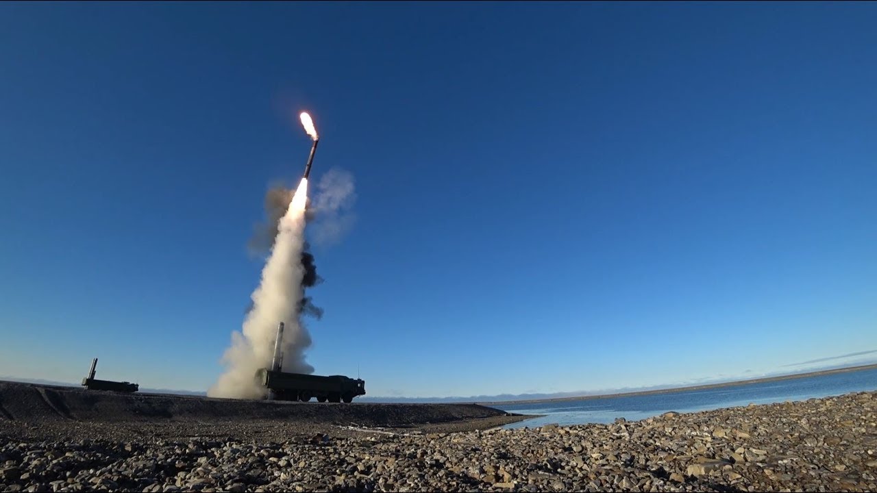 Ρωσία: Εκτόξευση για πρώτη φορά των πυραύλων Oniks – Έχουν αναπτυχθεί για να αποφεύγουν αντιπυραυλικά συστήματα (βίντεο)
