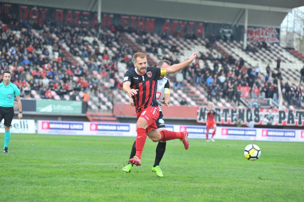 Αλβανία: Άγριες συμπλοκές και τραυματισμοί στο ντέρμπι των Τιράνων – Δείτε βίντεο