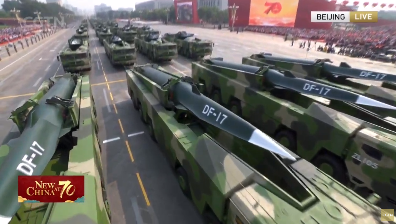 Τον πρώτο επιχειρησιακό πολυηχητικό πύραυλο και stealth drone παρουσίασε το Πεκίνο