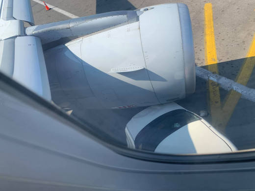 Κι όμως συνέβη – Αυτοκίνητο συγκρούστηκε με αεροπλάνο (φώτο)