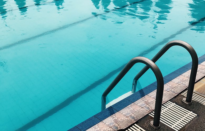 Τραγικός θάνατος για 81χρονο – Πνίγηκε στην πισίνα του σπιτιού του