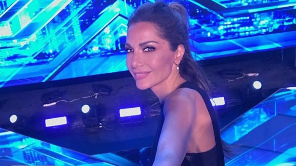 Η Δέσποινα Βανδή έκανε εμφάνιση στην πρεμιέρα του Χ- Factor (φωτο)