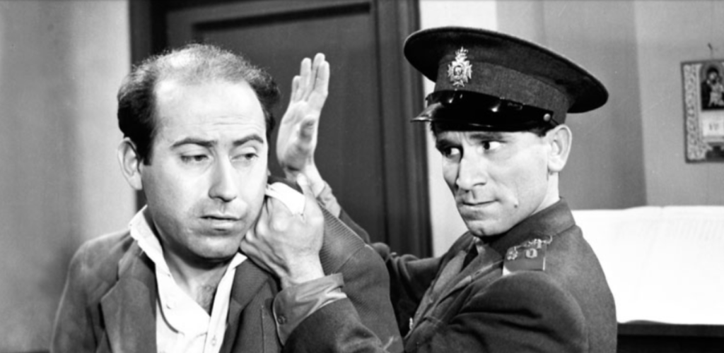 Σαν σήμερα έφυγε από τη ζωή ένας από τους μεγαλύτερους κωμικούς ο Κώστας Χατζηχρήστος (βίντεο-φωτο)