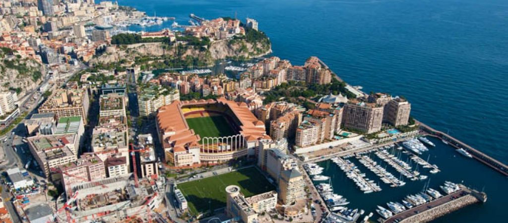 Αυτή είναι η χώρα όπου ένας στους τρεις κατοίκους είναι εκατομμυριούχος – Το ποσοστό φτώχειας είναι μηδενικό (βίντεο)