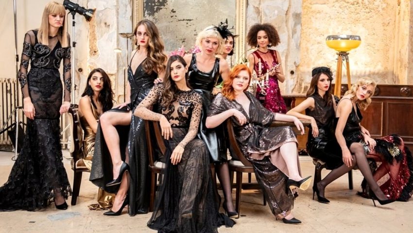 Την ξεμπρόστιασαν: Παίκτρια του GNTM ούρησε στην πισίνα του σπιτιού… με τις συμπαίκτριές της μέσα (βίντεο)