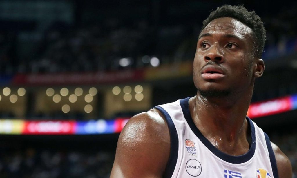 Θανάσης Αντετοκούνμπο: Λύγισε στο «σπίτι του τρόμου» των Μπακς – Δοκιμασία για τρεις συμπαίκτες (βίντεο)