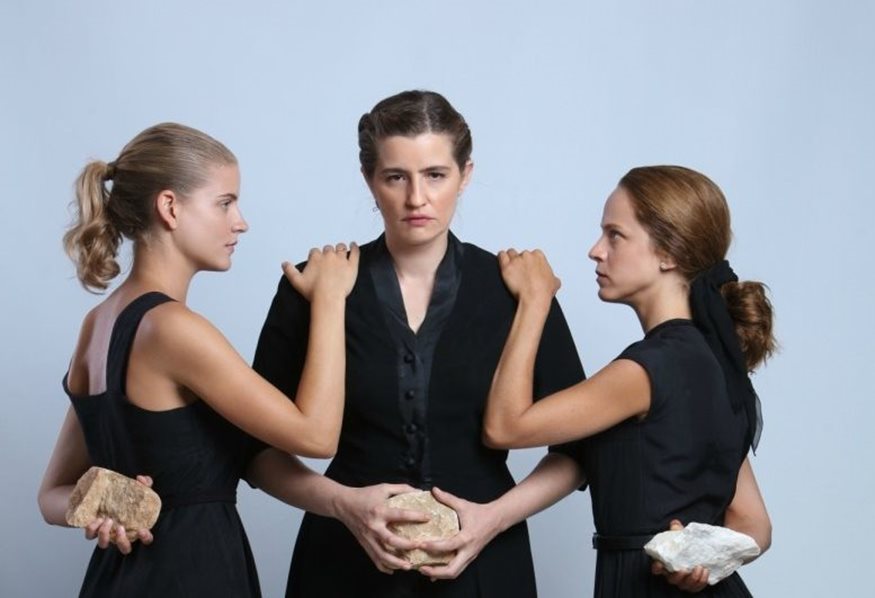 Άγριες Μέλισσες: Ο «Θωμάς» στα χωράφια της «Λενιώς» – Tι θα δουν οι θεατές