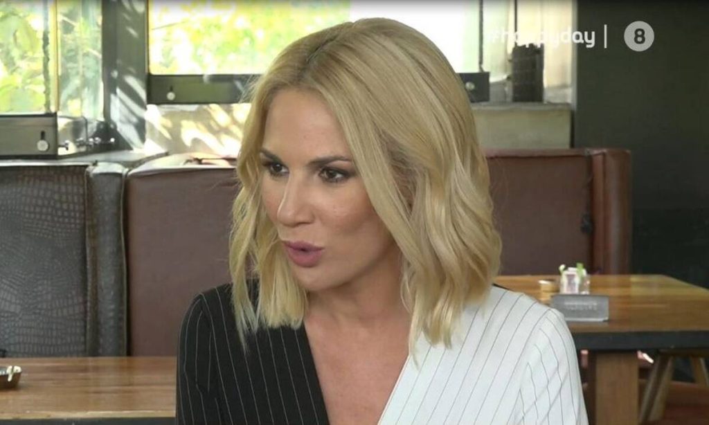 Ντόρα Κουτροκόη: Το σοβαρό πρόβλημα υγείας της παρουσιάστριας (βίντεο)