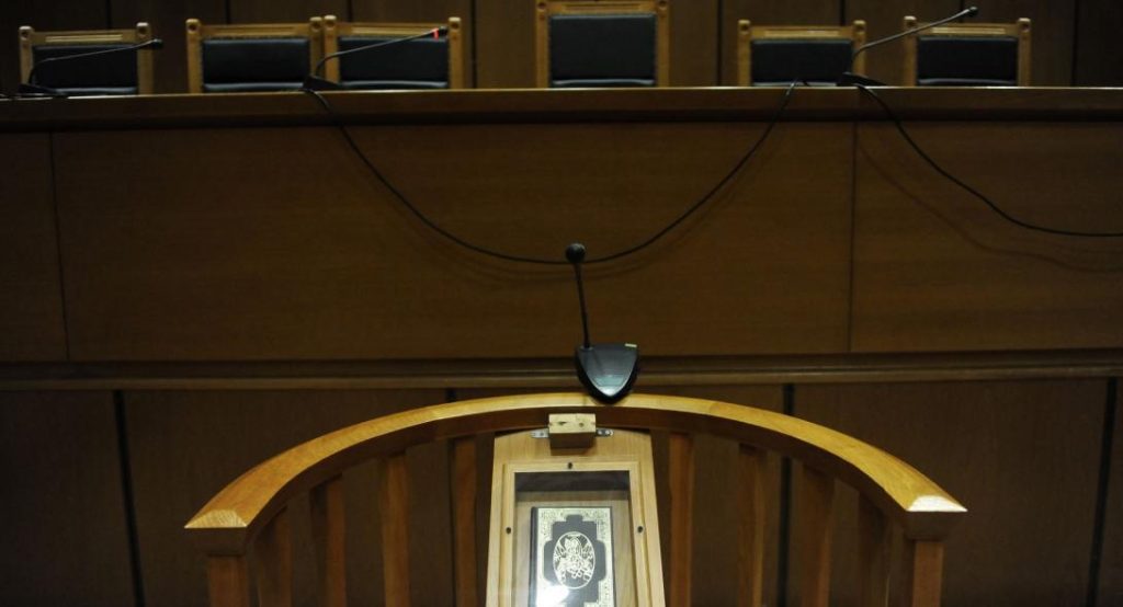 Ρόδος: Aρχίζει η δίκη των δύο κατηγορούμενων για τον βιaσμό 19χρονης ΑμΕΑ