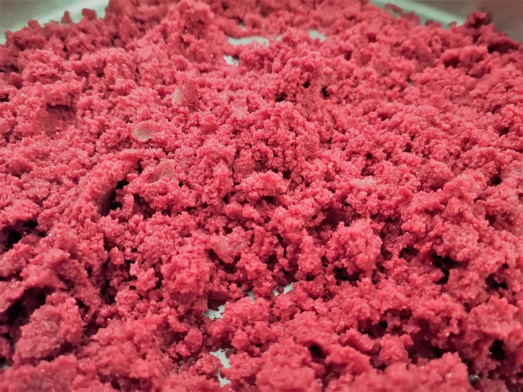 Εντυπωσιακό: Κινητική άμμος δημιουργεί μαγευτικά σχήματα σε τραπέζι (βίντεο)