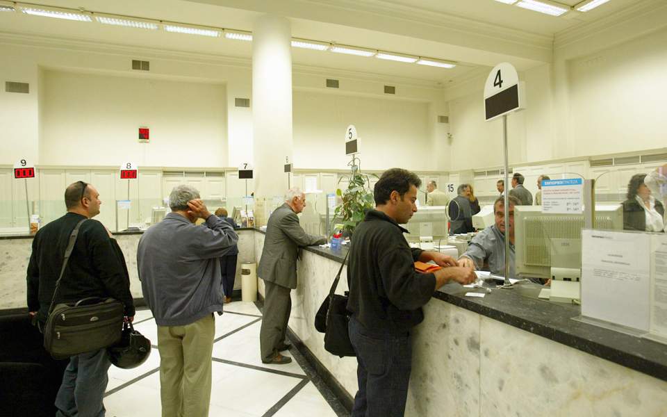 Έκλεψε την ταυτότητα συναδέλφου του και πλαστογράφησε τα στοιχεία του – Το ανακάλυψε τυχαία