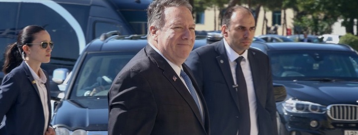 Η  πράκτορας του FBI που είναι η «σκιά» του Αμερικανού υπουργού Εξωτερικών στην Αθήνα