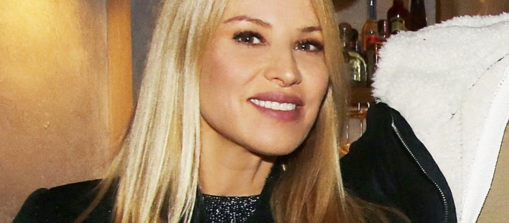 Αννίτα Ναθαναήλ: Μας δείχνει το εντυπωσιακό σπίτι της – «Στο Real Housewives δεν ήξερα ότι θα ξεκατινιαστούμε» (βίντεο)