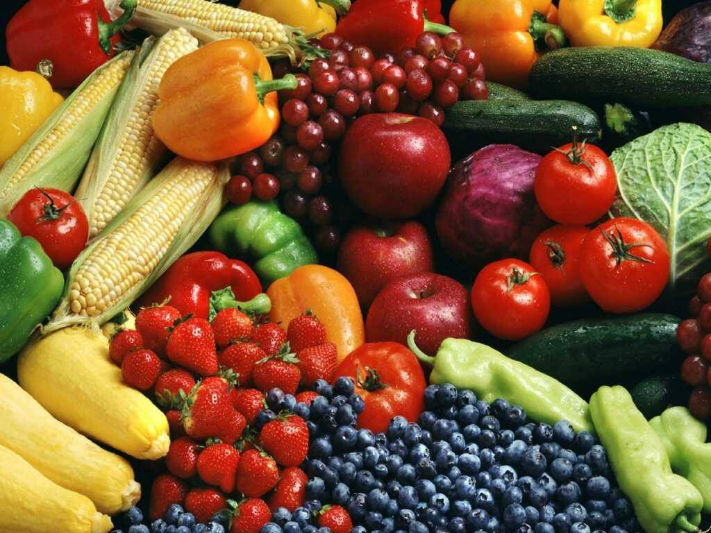 Μπορείτε να φανταστείτε πως μοιάζουν διάφορα φρούτα και λαχανικά μετά από 74 ημέρες; (βίντεο)
