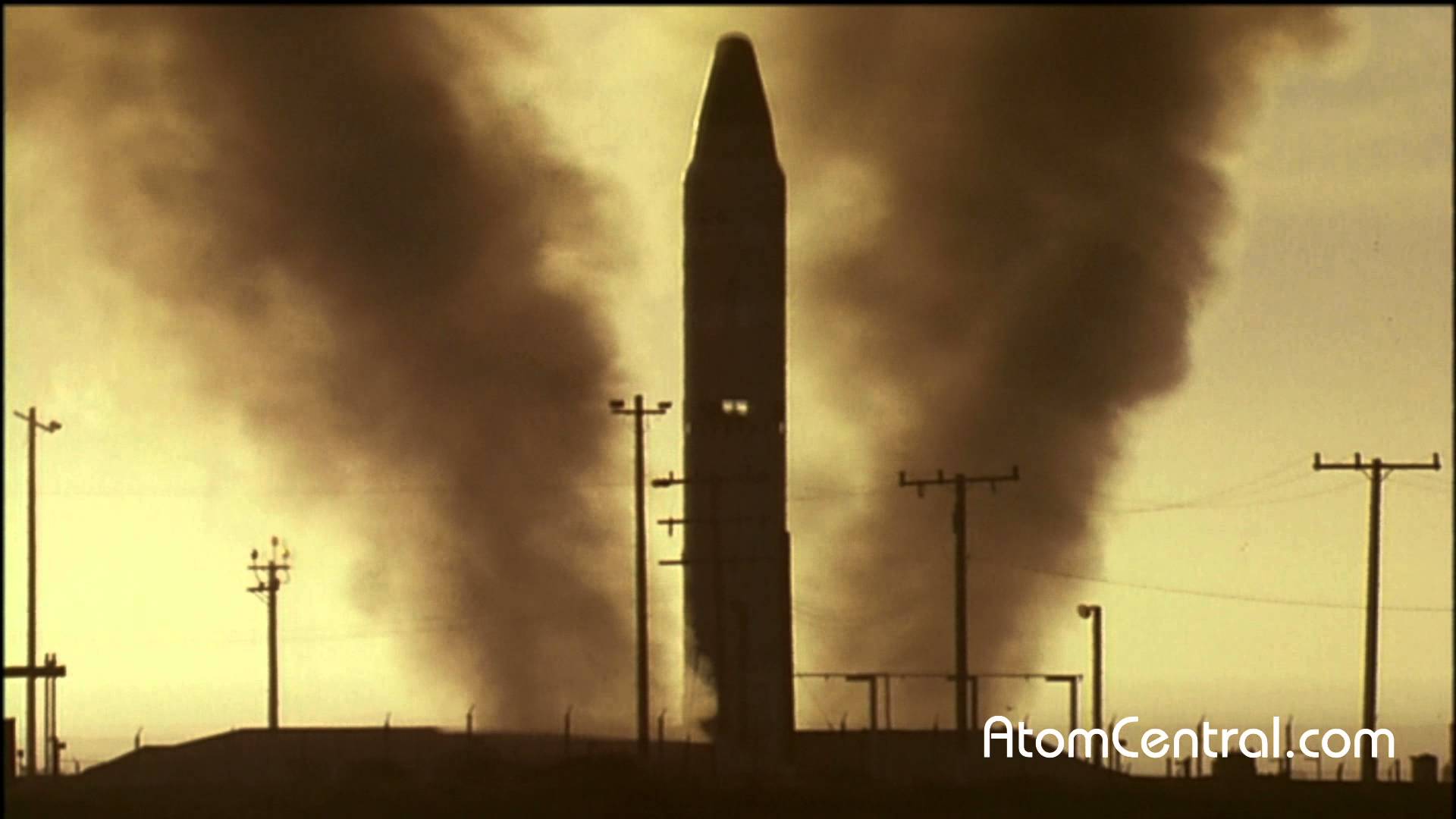 Εκτόξευση διηπειρωτικών πυραύλων Minuteman και Titan II [βίντεο]