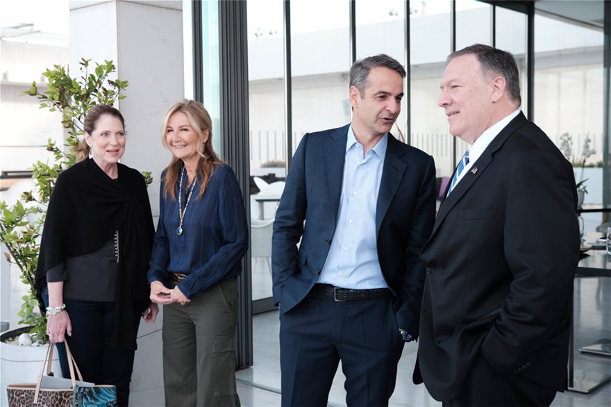 Πρωινό με το ζεύγος Πομπέο πήραν ο Κυριάκος και η Μαρέβα Μητσοτάκη (φώτο)