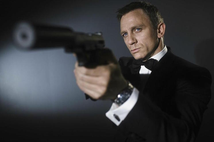James Bond: Τα πρώτα πλάνα από τα γυρίσματα της νέας ταινίας (βίντεο)