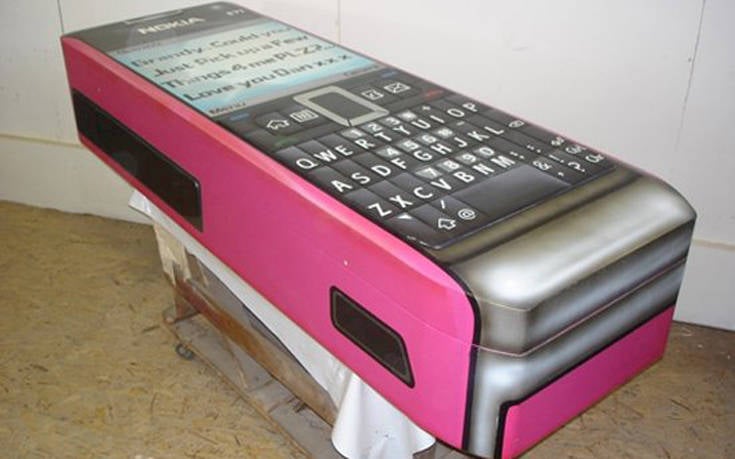 Τα πιο περίεργα φέρετρα που έχουν δημιουργηθεί (φώτο)