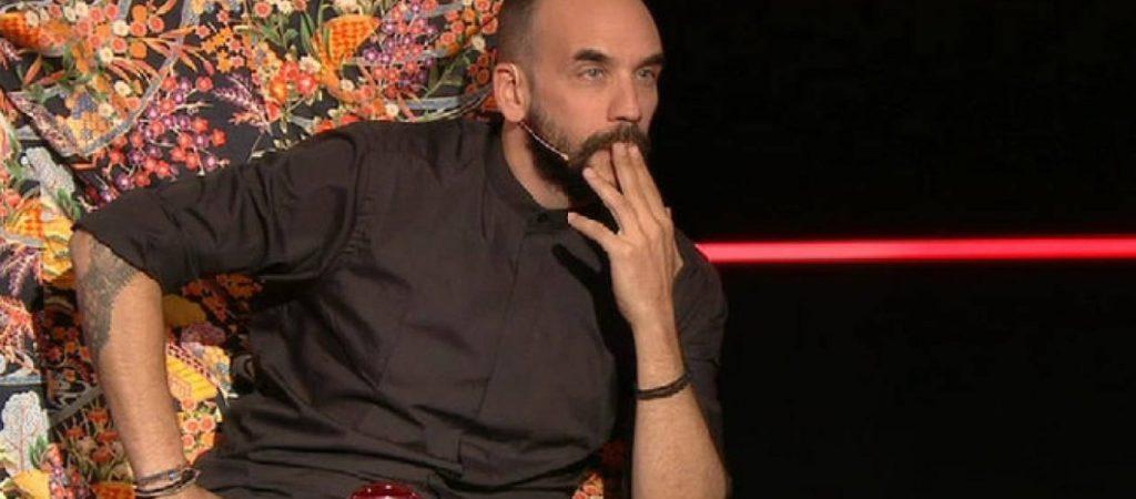 The Voice: «Έμεινε» ο Πάνος Μουζουράκης με τη φάρσα της διαγωνιζόμενης (βίντεο)