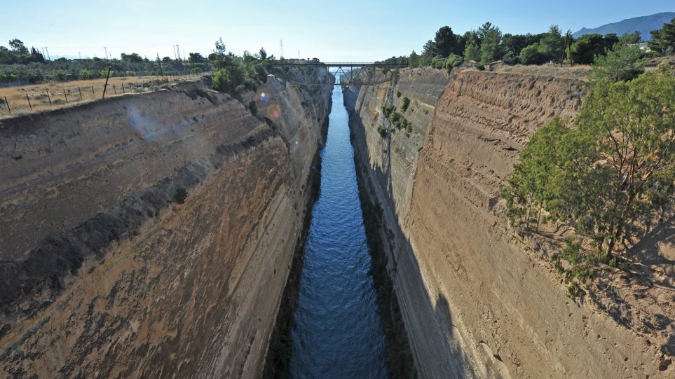 Κόρινθος: Άνδρας έπεσε από τη γέφυρα του Ισθμού