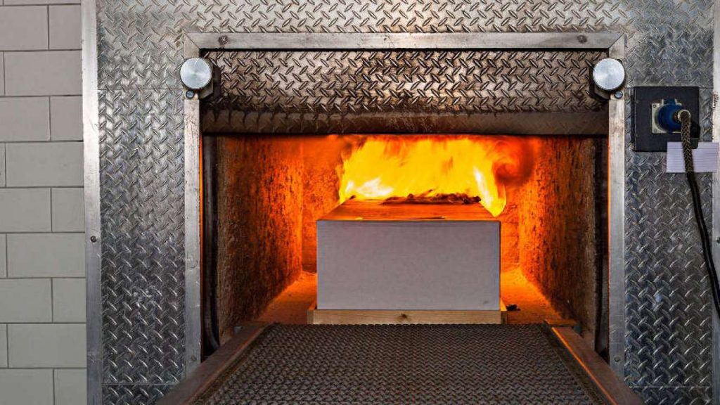 Ιερά Σύνοδος της Εκκλησίας της Ελλάδος: Η καύση των νεκρών αποτελεί το κορυφαίο σύμβολο του μηδενισμού