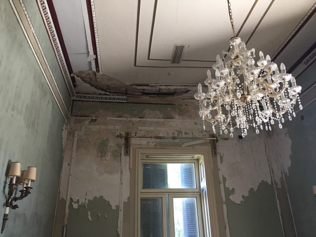 Σε πλήρη εγκατάλειψη το παλάτι της πριγκίπισσας Σίσσυ στο Αχίλλειο (φώτο-βίντεο)