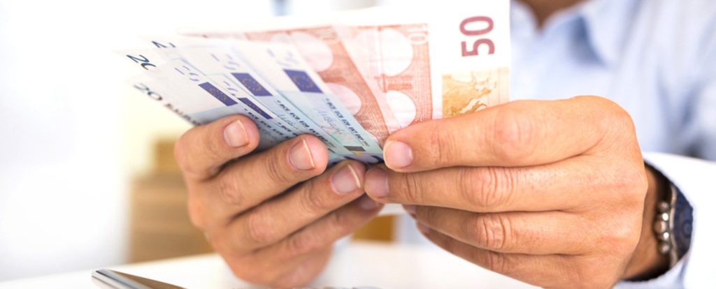 Βόλος: «Καταραμένα» αδέρφια παραμένουν στα αζήτητα παρά την αμύθητη περιουσία τους