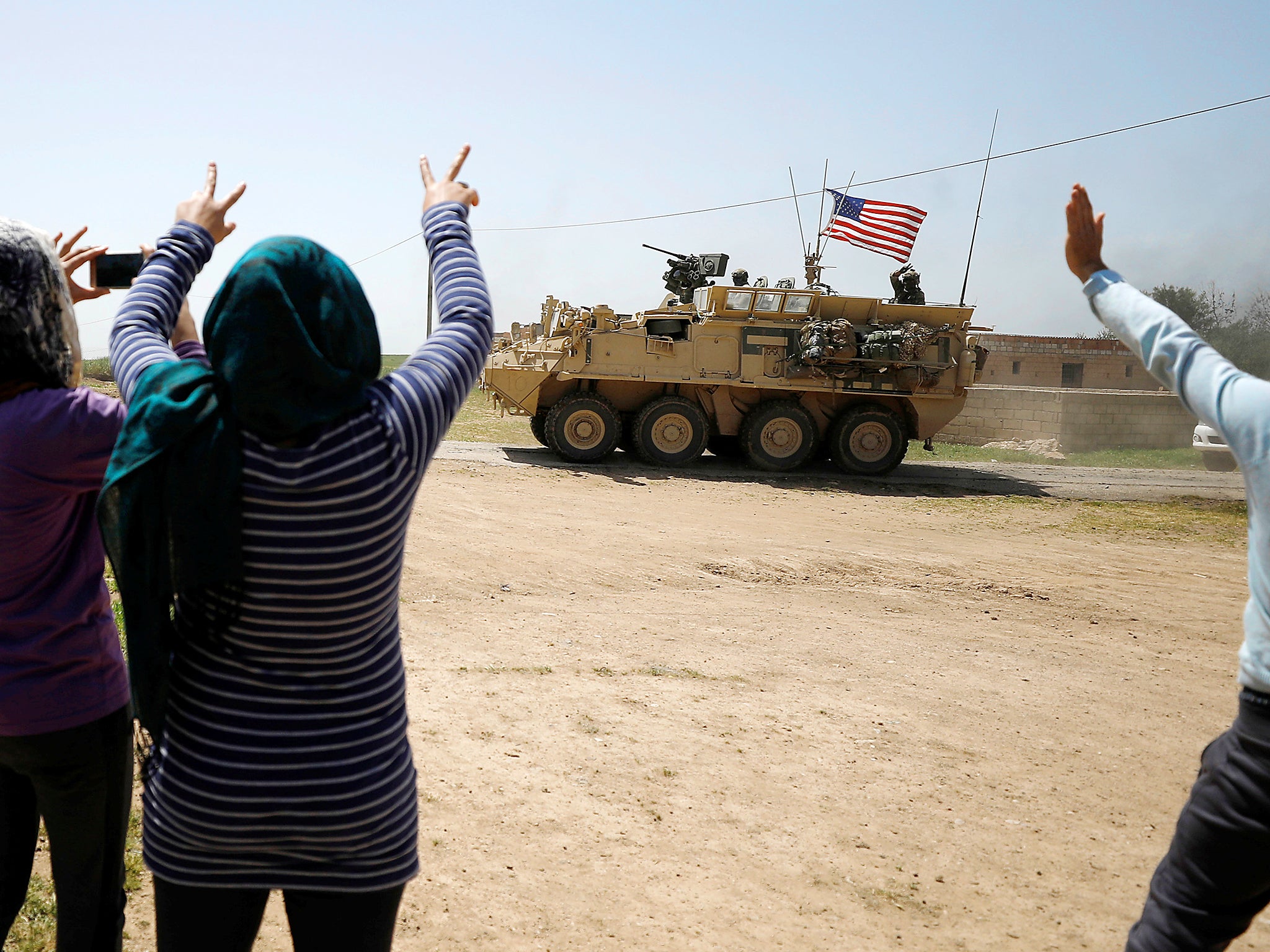 Οι Κούρδοι λένε ότι αποχωρούν οι αμερικανικές δυνάμεις από την Συρία ανατολικά του Ευφράτη εν όψει τουρκικής εισβολής: