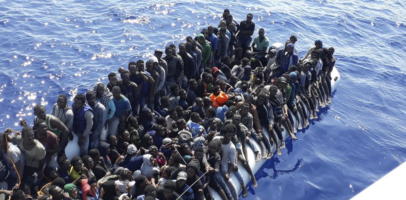 «Πάρτι» στο Αιγαίο από τους παράνομους μετανάστες: Κύματα Κονγκολέζων, Σομαλών, Αφγανών  αποβιβάζονται κατά εκατοντάδες!