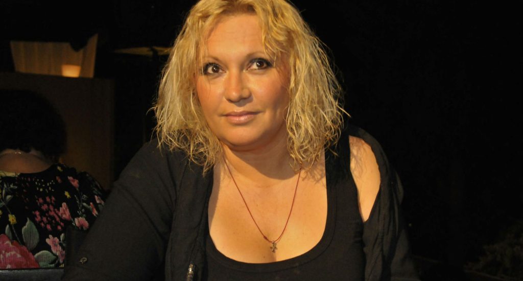 Η Καίτη Φίνου «τρολάρει» την Ηλιάνα Παπαγεωργίου για τα φίδια με μια φωτογραφία – «Α το έχω κάνει και εγώ» (φωτο)