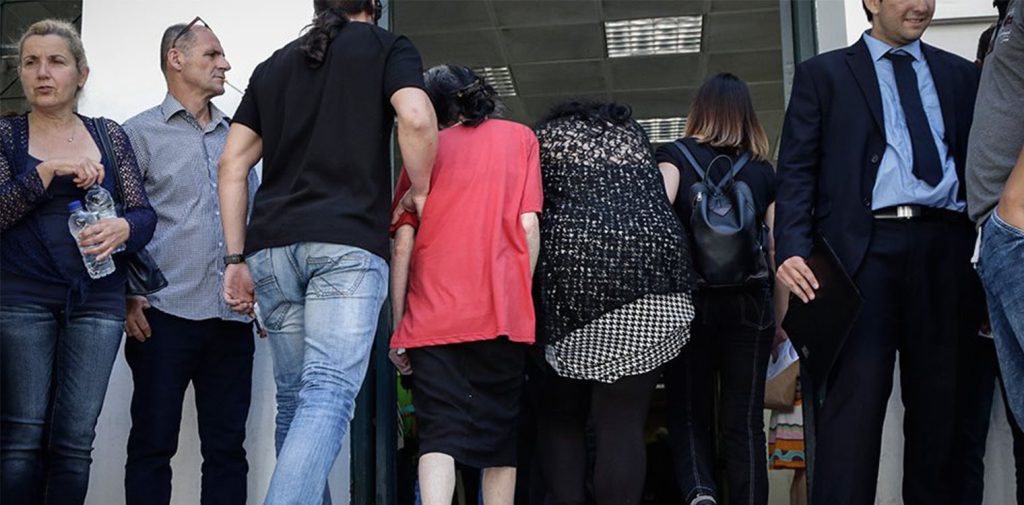 Παιδοκτονία στην Πετρούπολη: Τι αποφάσισε το δικαστήριο για τη 19χρονη και τη μητέρα της